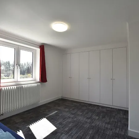 Saniertes Ferienhaus Mit Optionalem Bootssteg * Grosszerlang